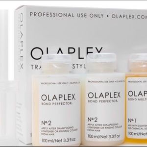 OLAPLEX TRAVELING STYLIST KIT